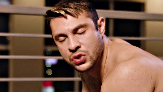 Black gay fucks white stud in doggystyle in anal