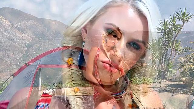 Blonde bombshell in the desert gets off with her thong & boots on!