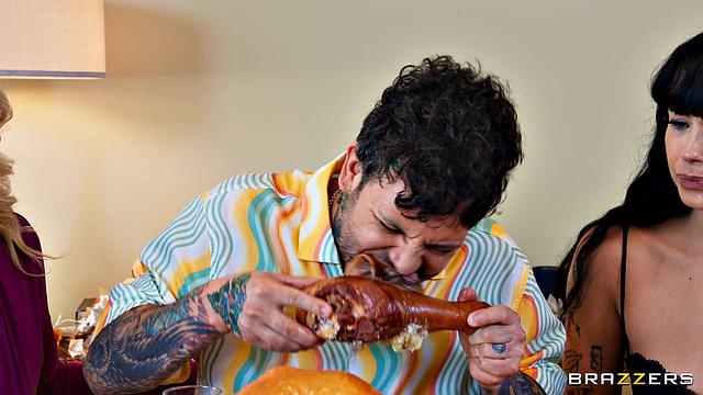 Brazzers Thanksgiving Story: Fuck Everything In Sight!