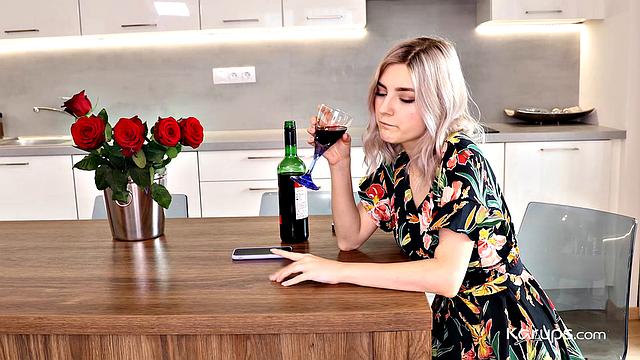 eva elfie handles morning wood like she's had plenty of coffee