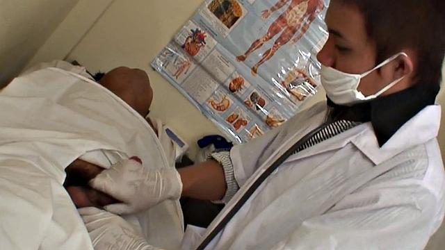 Pissing Nippon twink fucked by doctor in infirmary