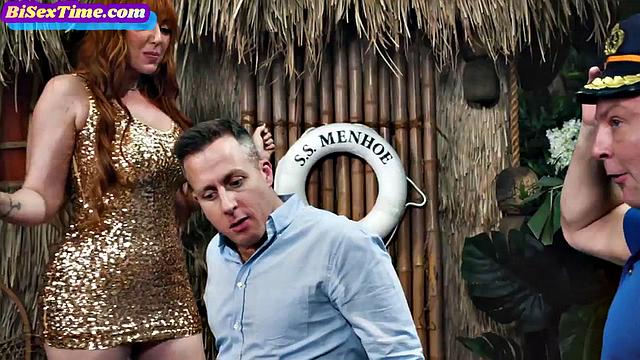 Curvy ginger pussy drilled in bi 3way