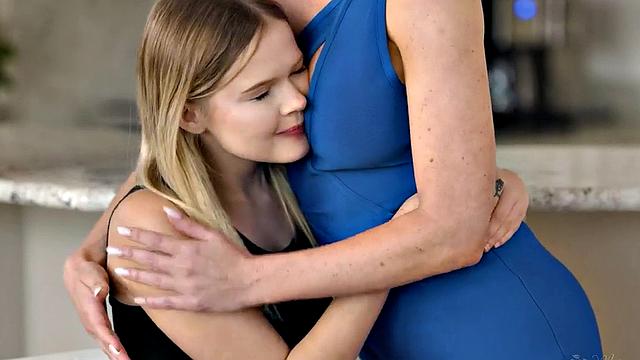 Perverted nympho beauties love fingering nice cunts