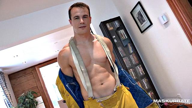 Uncut Firemen Solo Jerk - Maskurbate