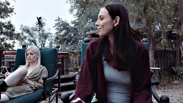 Hairy 19yo perverted seduced by licking nympho Lesbo