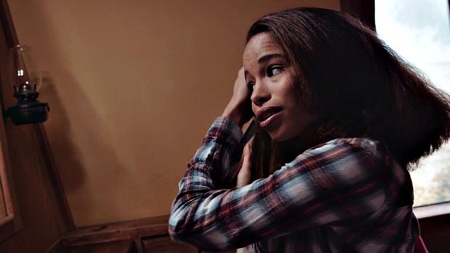 Hairy 19yo perverted seduced by licking nympho Lesbo