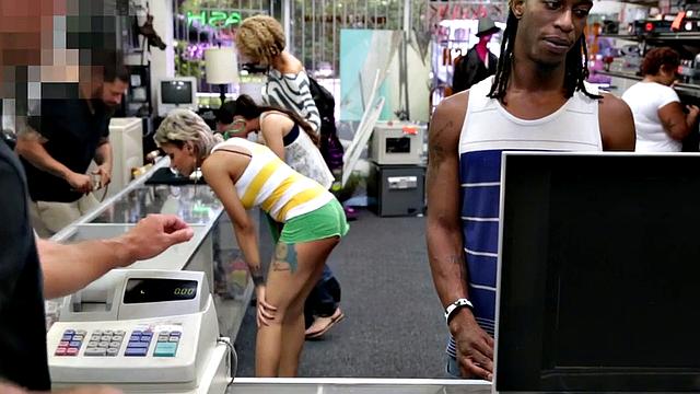 Pawnshop amateur babe pussydrilled in office till facial