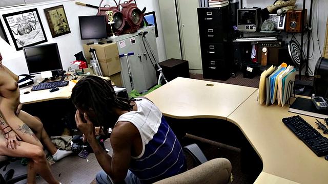 Pawnshop amateur babe pussydrilled in office till facial