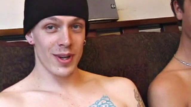 Amateurs Shane and Vincenzo Blow Dick