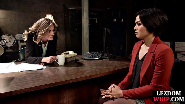 Strapon mistress fucking mouthgagged slut