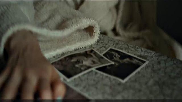 Blonde celebrity Riley Keough gets naughty in public with a topless bra-clad scene