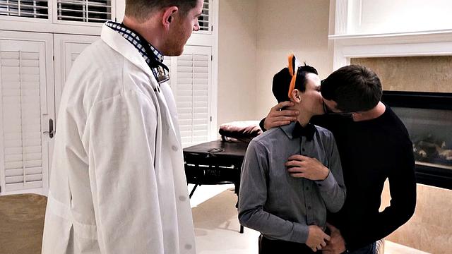 Daddy's Little Boy Chapter 5: Halloween Bonus