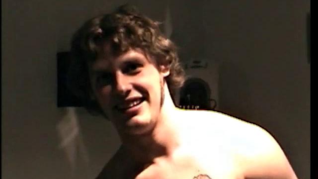 жаркий домашний минет и мощный кончил в рот