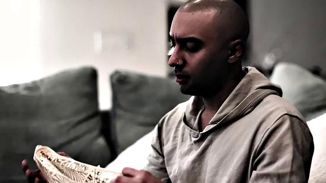 Hairy bae fucked in missionary by stepfather