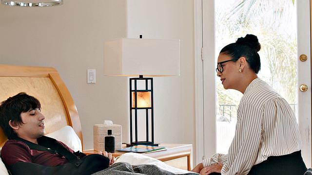 MODERN-DAY SINS - MILF Teacher Dana Vespoli Gives A Helping Hand To Injured Student