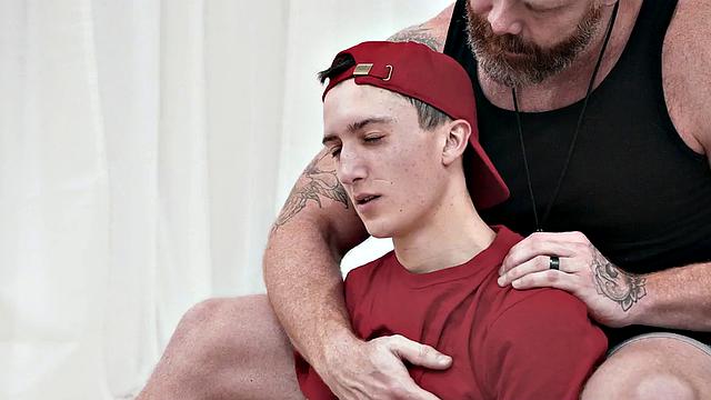 Bottomed gaydaddy analsmashed by twink in affair