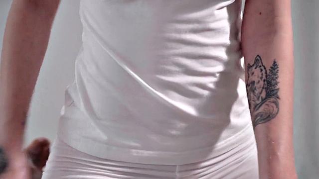 IR oiled babe gets fucked by Black guy after massage