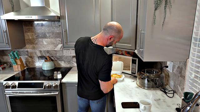 Tiny Stepsis Gets What She Deserves