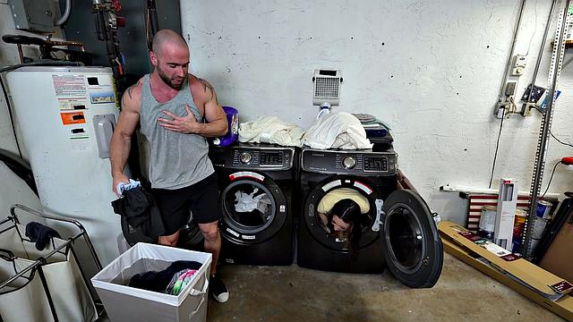 Tiny Stepsis Gets What She Deserves