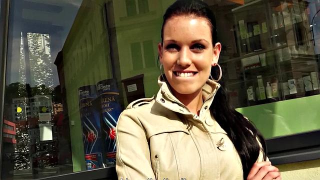 Brunette amateur gets outdoors and gives a hot blowjob