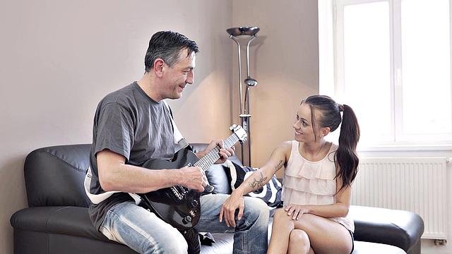 OLD4K. Girl shows off body and gives erotic pleasure to the old man