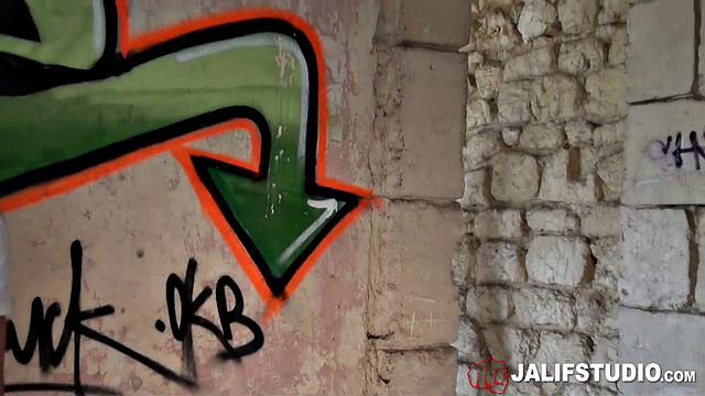 Picwik and Foutrator