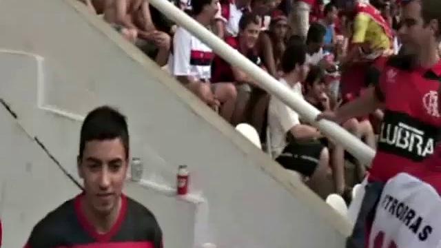 Tommy hooks up with Esteban Paes and Mateus Fogaca in a small locker room. Interaction focus on mutual pleasure.