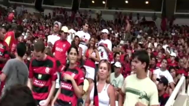 Tommy hooks up with Esteban Paes and Mateus Fogaca in a small locker room. Interaction focus on mutual pleasure.