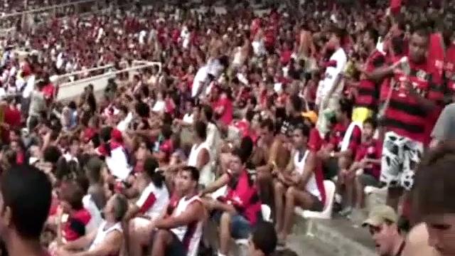 Tommy hooks up with Esteban Paes and Mateus Fogaca in a small locker room. Interaction focus on mutual pleasure.