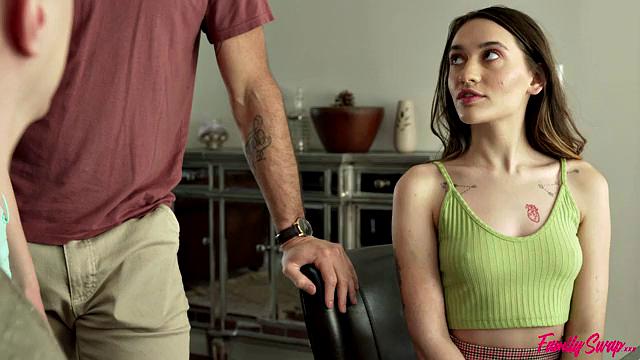 Bad Dad Jokes Lead To A Family Swap Sex - S4:E8