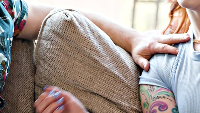 Inked Redhead playing with vibrator during pussybanging