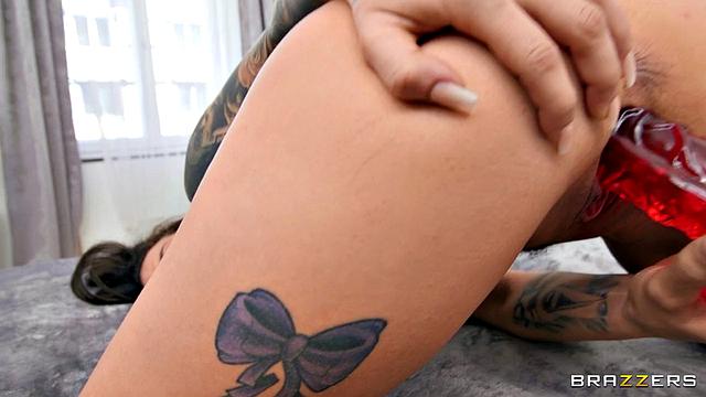 Medusa Turns Your Member To Stone