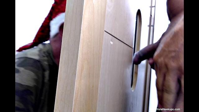 Holiday Gloryhole BJ