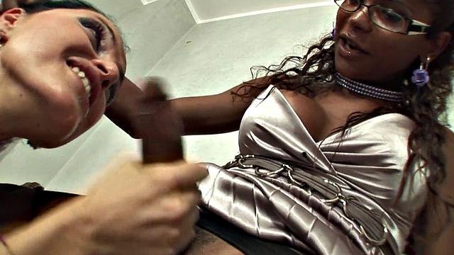 Busty black trans babe fucking before facial