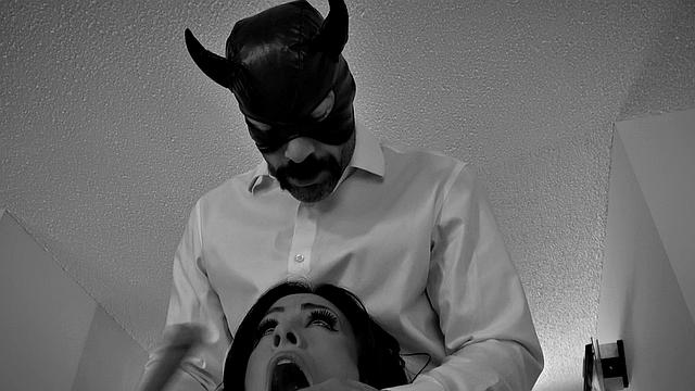 Jennifer White - Pleaser