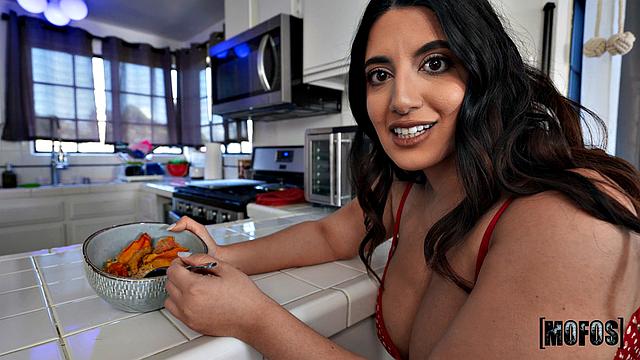 Come and Me Right Now