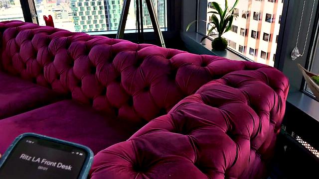 Pepper's MILF Hotel-Fuck
