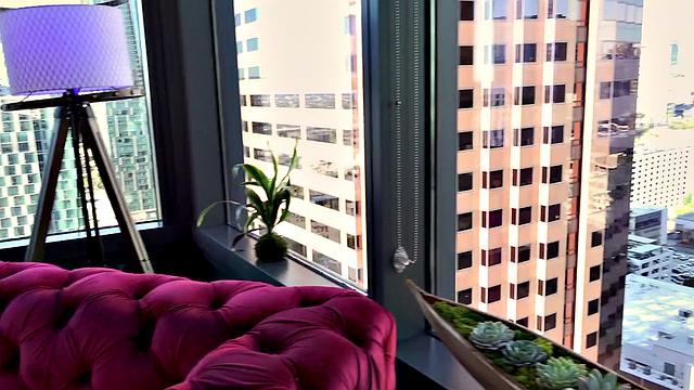 Pepper's MILF Hotel-Fuck