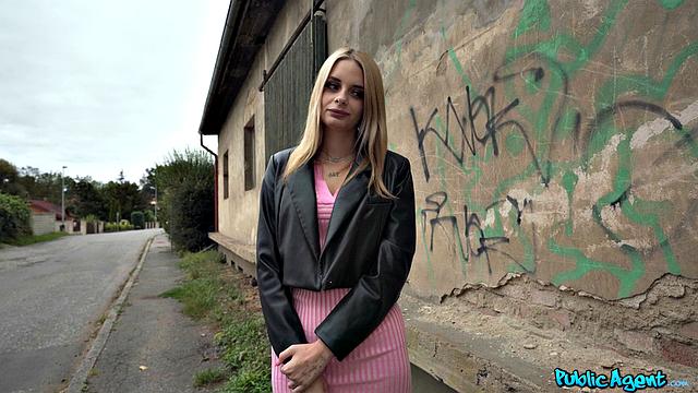 She has the Body for It