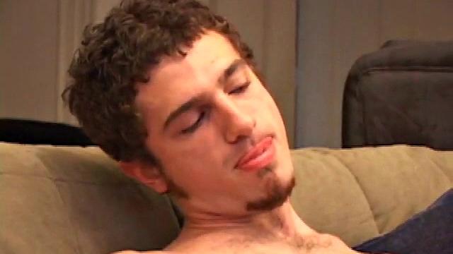 Straight Boy Ricardo Jerks Off