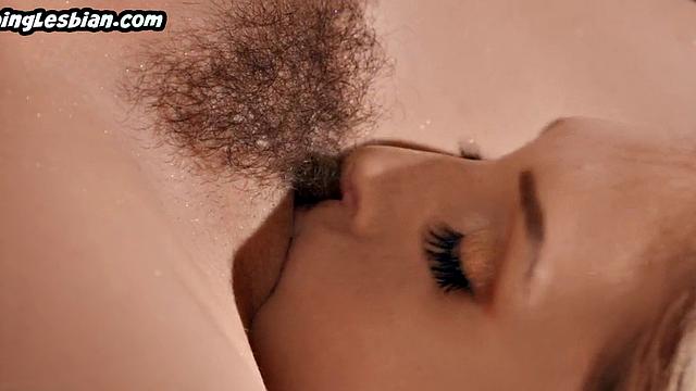 Pierced-titted dyke rimming and facesitting babe