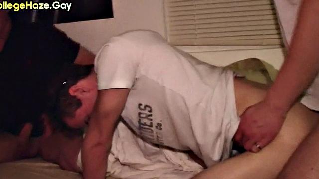 Str8 3some fucked in front of voyeurs in dormitory for fraternity
