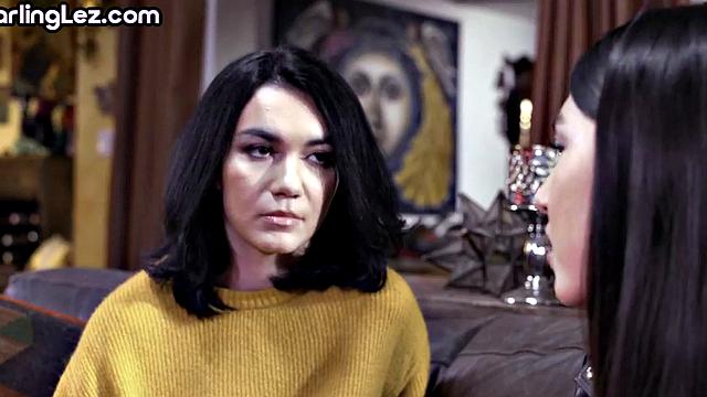 Dirty lez ladies fingering pussies in 69 position