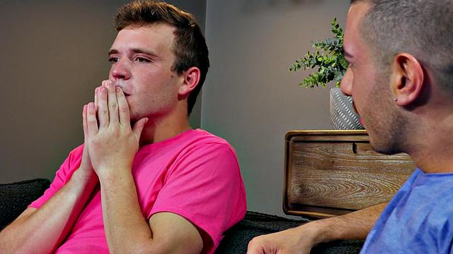 Tattooed stud fucks his handsome bottom BF in bed