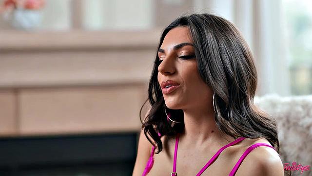 Girl Crush: Tru & Darcie