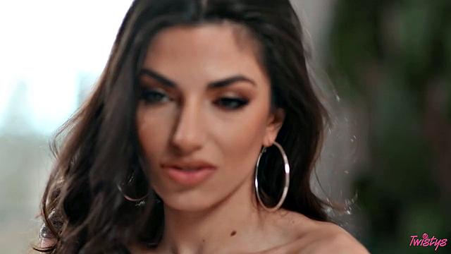 Girl Crush: Tru & Darcie