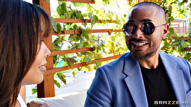 HZTV: This House Was Built For Pleasure!