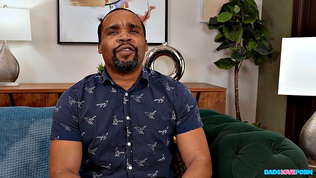 Let The Dad Games Begin: Pussy Eating Battle