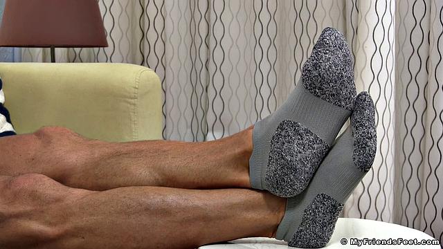 Alec's Foot Voyeur - Alec