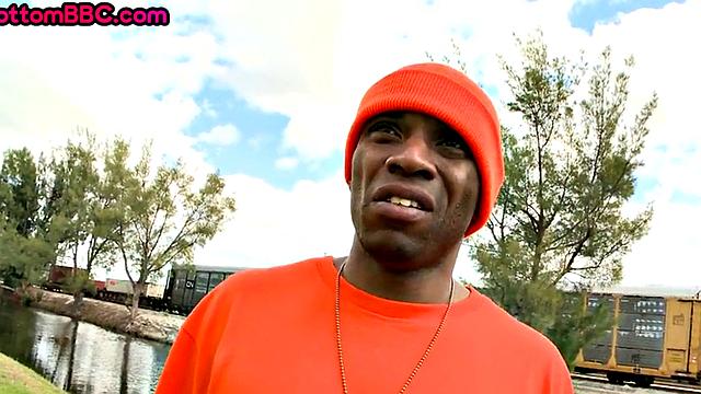 Black thug pickedup and banged in public by top